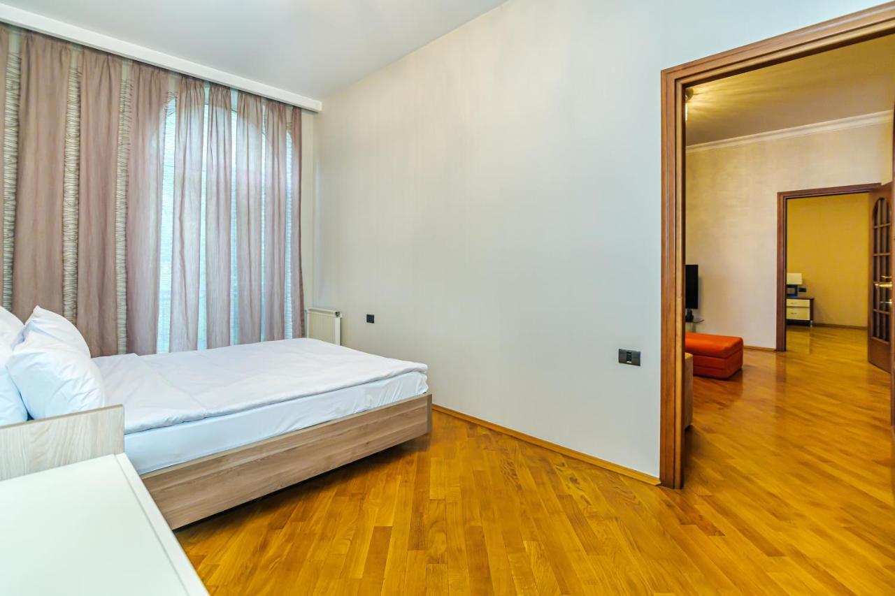 Vip Apartamen Nizami Street Apartment Baku Luaran gambar