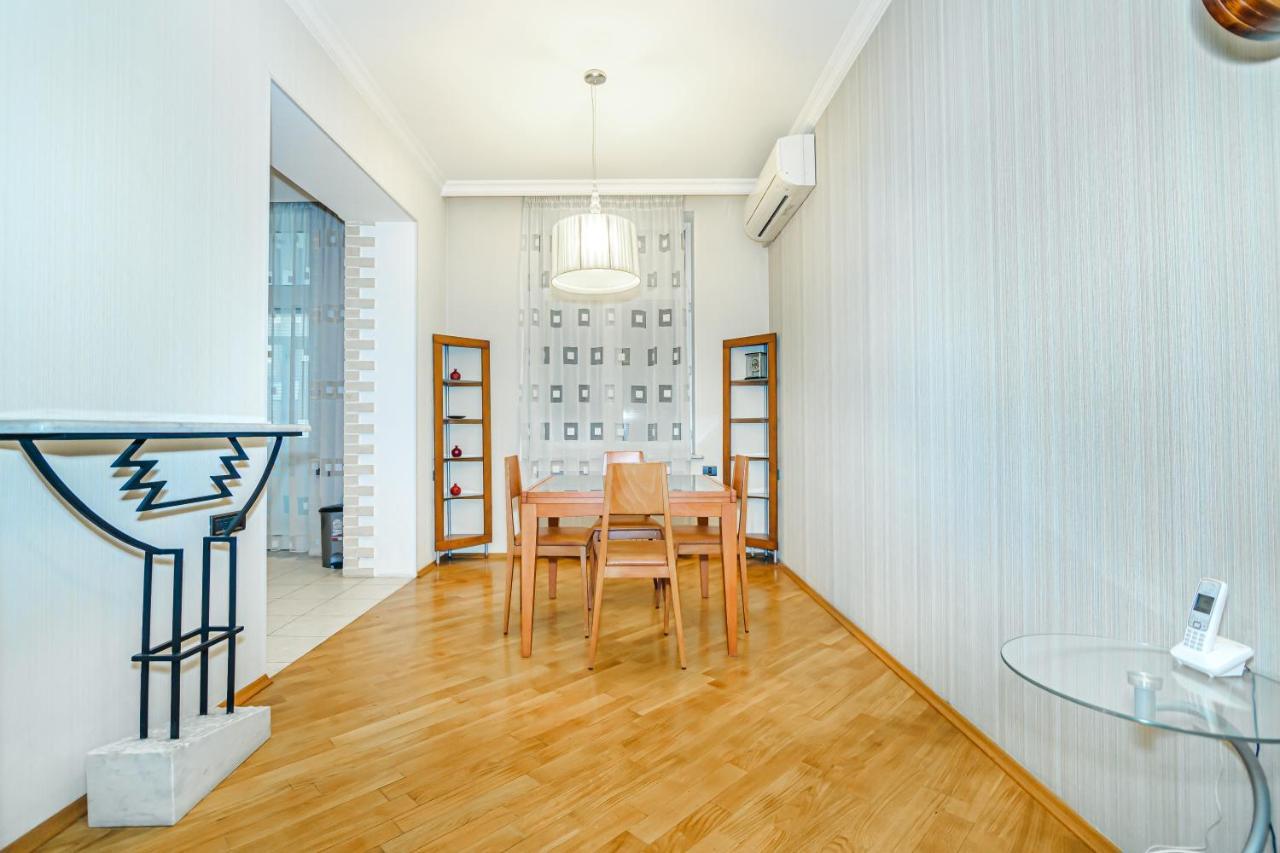 Vip Apartamen Nizami Street Apartment Baku Luaran gambar