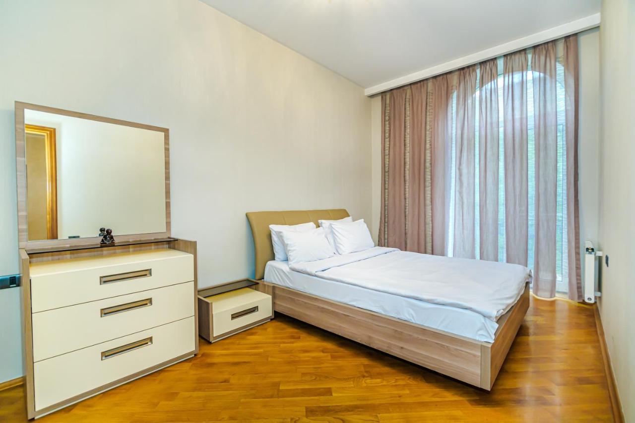 Vip Apartamen Nizami Street Apartment Baku Luaran gambar